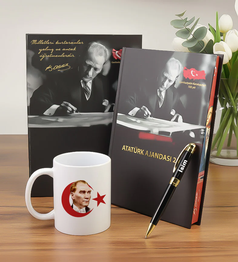 Premium Atatürk Temalı Öğretmenler Günü Hediye Kutusu
