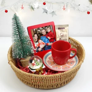 Hasır Sepette Fincanlı Yılbaşı Kurumsal Hediye Seti