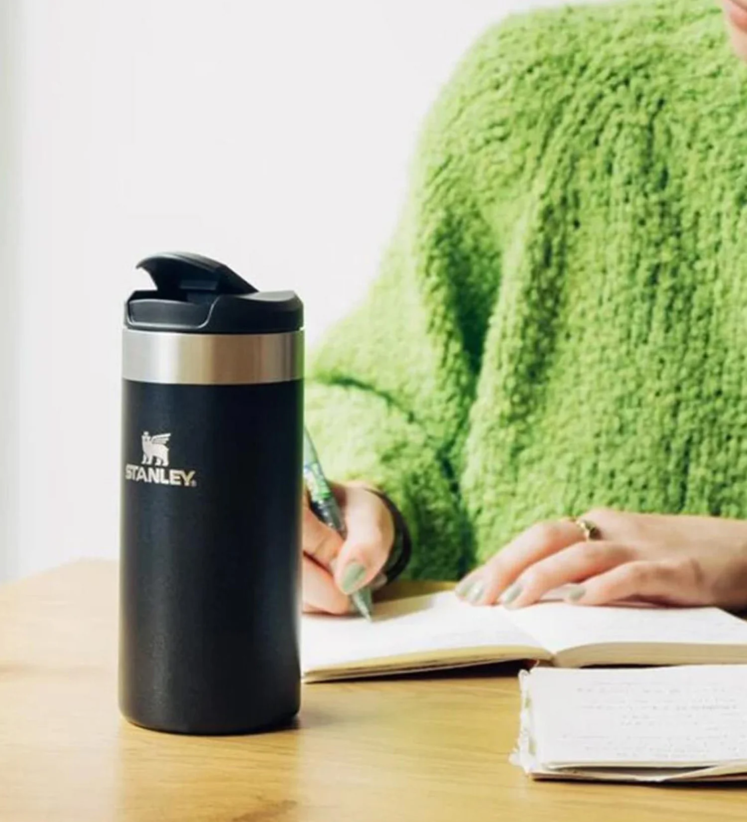 Lamy Set ve Stanley Termoslu Vip Özel Gün Hediye Seti - Görsel 3